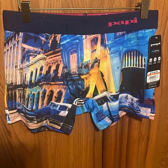 Papi - Picture 3 of 6